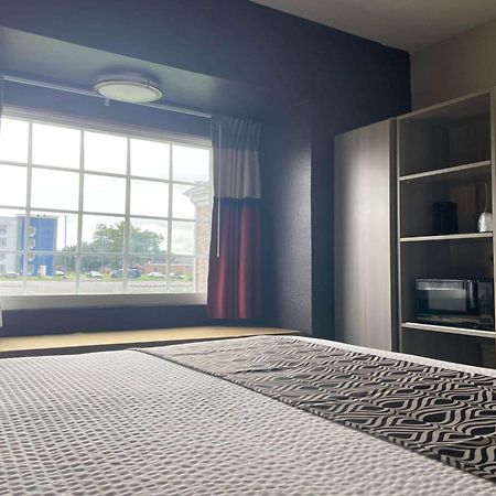 Microtel Inn & Suites By Wyndham Bossier City Exterior foto