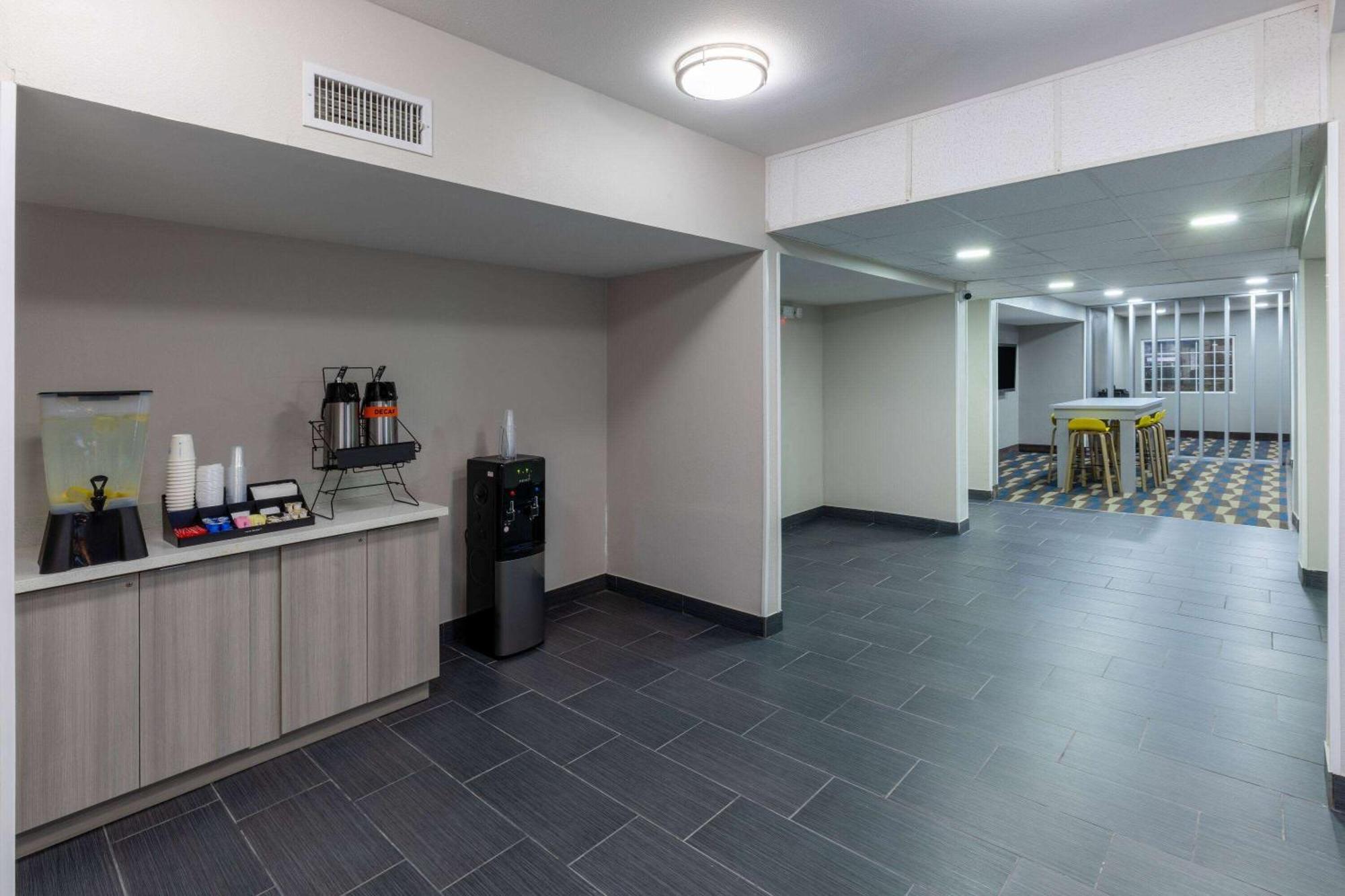 Microtel Inn & Suites By Wyndham Bossier City Exterior foto