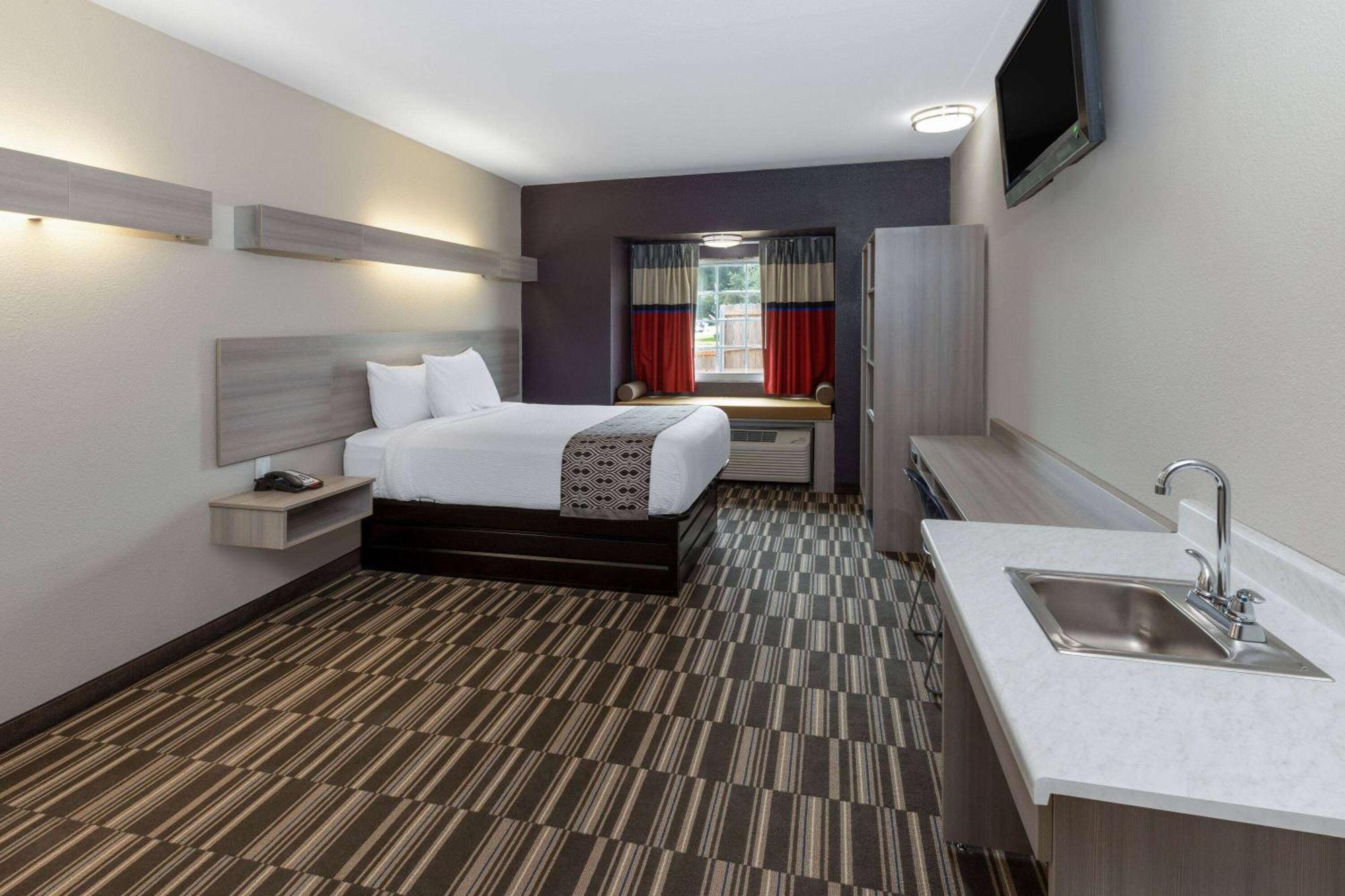 Microtel Inn & Suites By Wyndham Bossier City Exterior foto