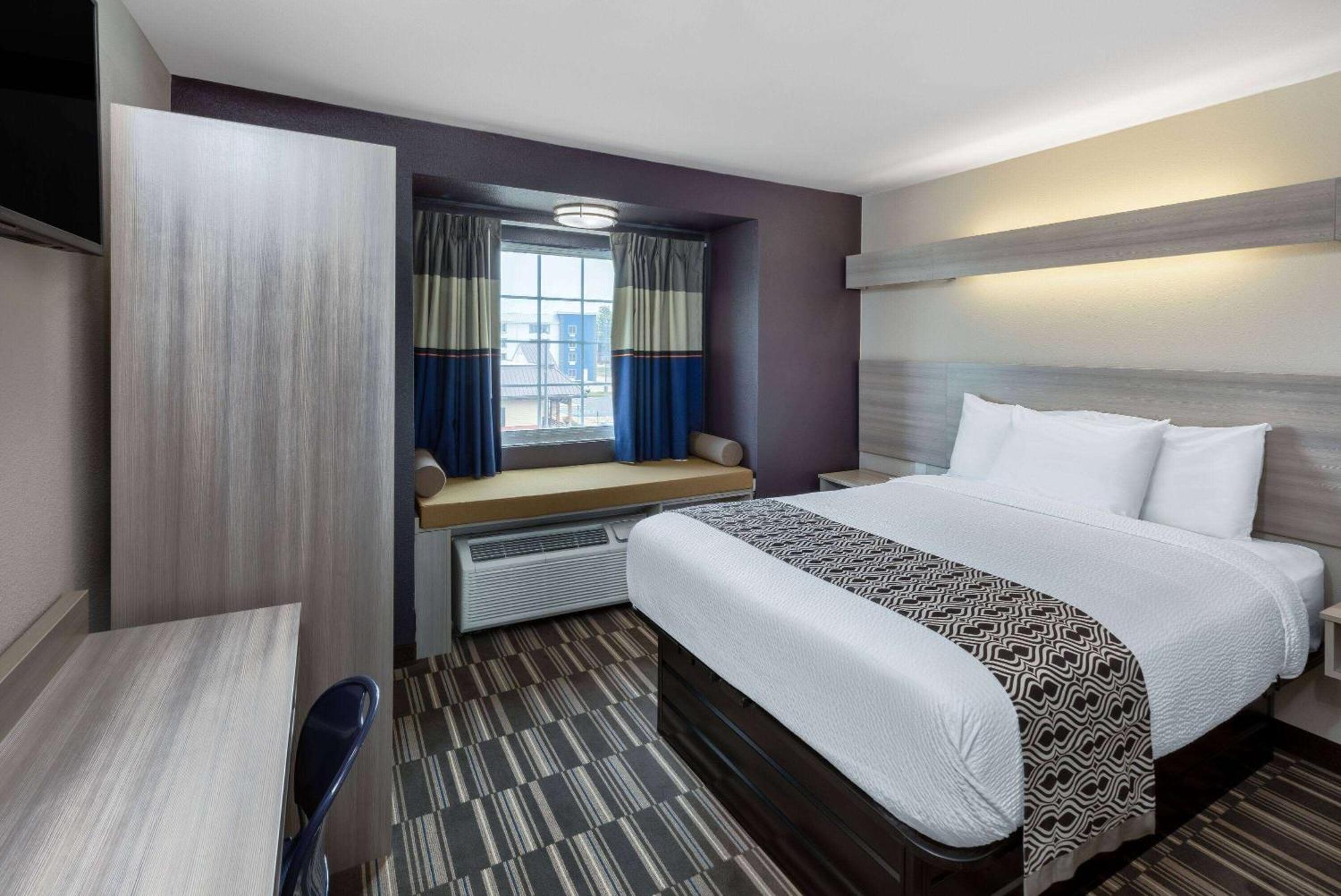 Microtel Inn & Suites By Wyndham Bossier City Exterior foto