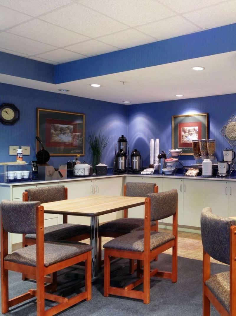 Microtel Inn & Suites By Wyndham Bossier City Exterior foto